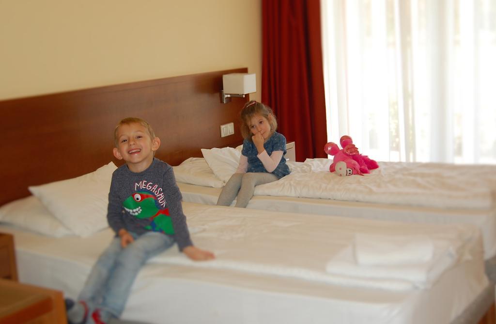 Kehida Family Resort Кехидакустани Экстерьер фото