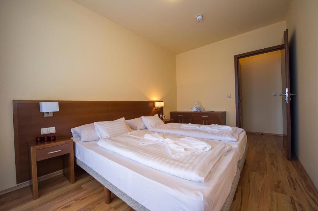 Kehida Family Resort Кехидакустани Экстерьер фото